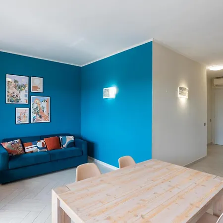 - Jacuzzi E Vistalago Apartamento